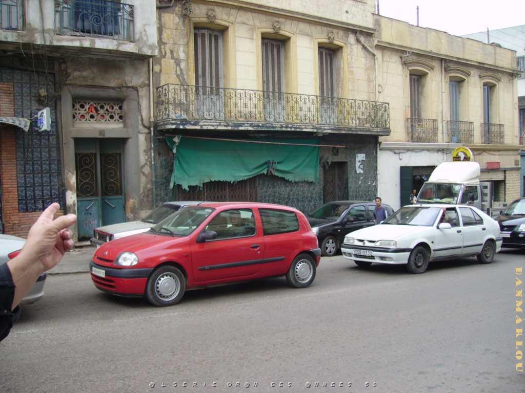 ORAN RUE DUTERTE EX BOULANGERIE SANCHEZ.JPG